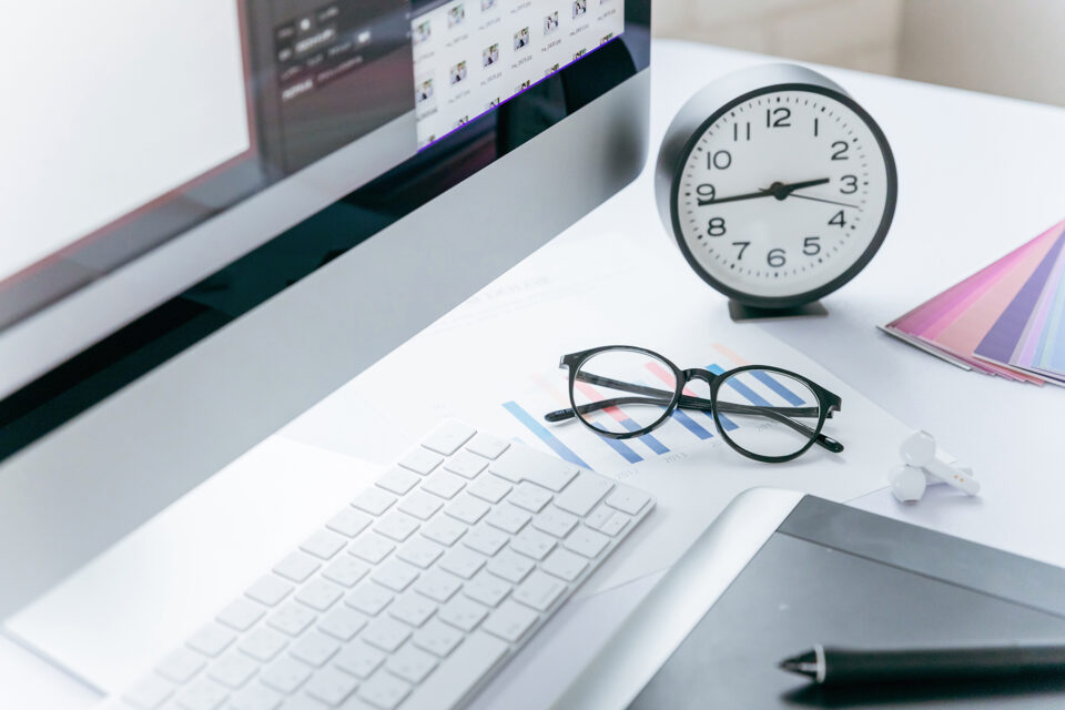 在宅ワークで集中するのに大切な時間管理に使う時計