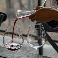 ワインを「デキャンタージュ」するとどんな効果があるの？